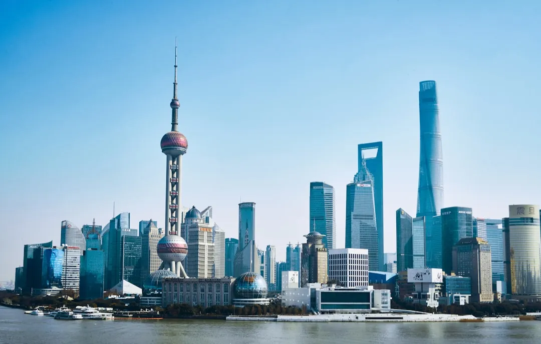 2024上海高端公寓租赁市场动态与企业选址策略分析正文配图 2